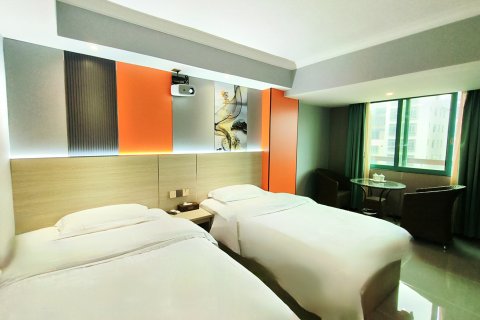 新丰聚龙苑假日酒店