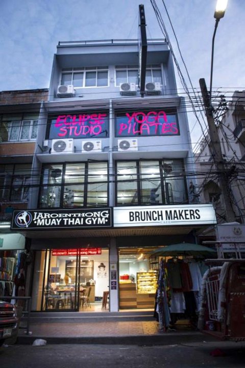 783早午餐标记咖啡馆及青年旅馆(OYO 783 Brunch Marker Cafe & Hostels)