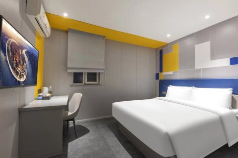 7天酒店(深圳学府路大新地铁站店)