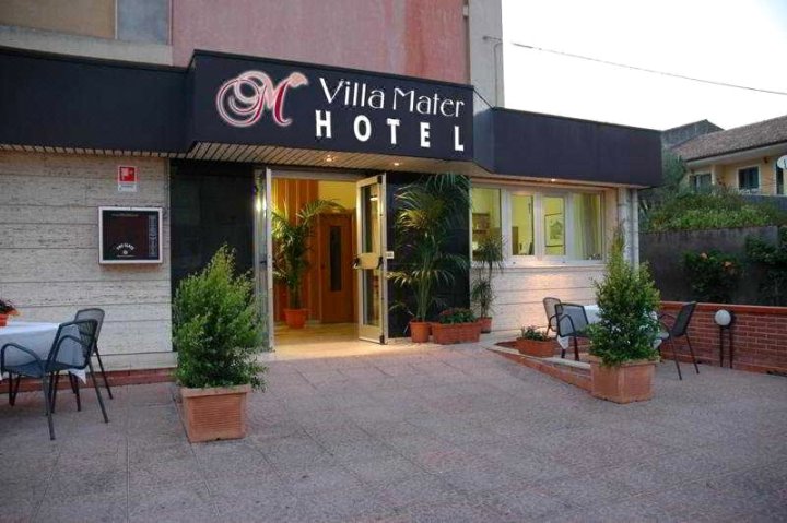 马特别墅酒店(Villa Mater Hotel)