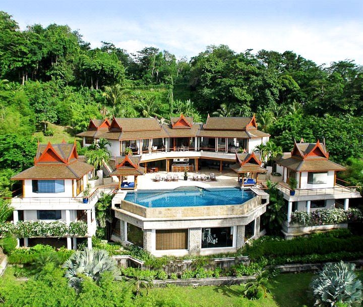 普吉岛苏林海滩拉卡塔湾别墅(Villa Rak Tawan Phuket)