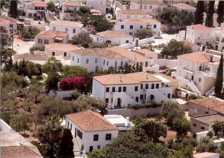 斯佩特瑟斯度假村传统聚落酒店(Spetses Retreat Accommodation)