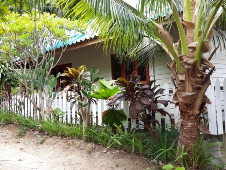 帕岸岛萨利卡度假村(Salika Resort Koh Phangan)