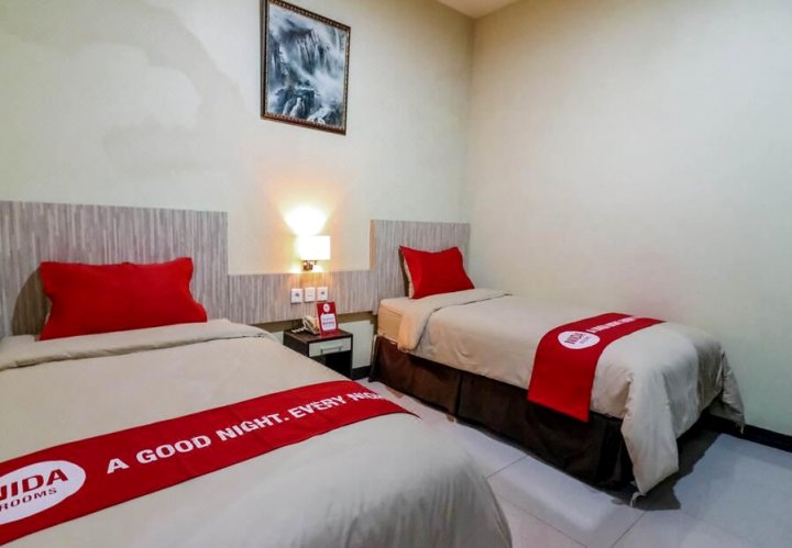 马卡萨洛萨里安达拉斯英达尼达酒店(Nida Rooms Losari Andalas Indah Makassar)