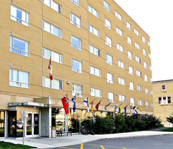 圣保罗大学公寓及会议中心(Residence & Conference Centre - Ottawa Downtown)