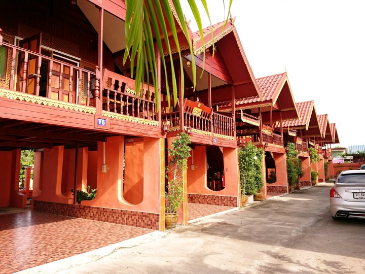 RuenMaiChaiLay度假村(Ruen Mai Chai Lay Resort)