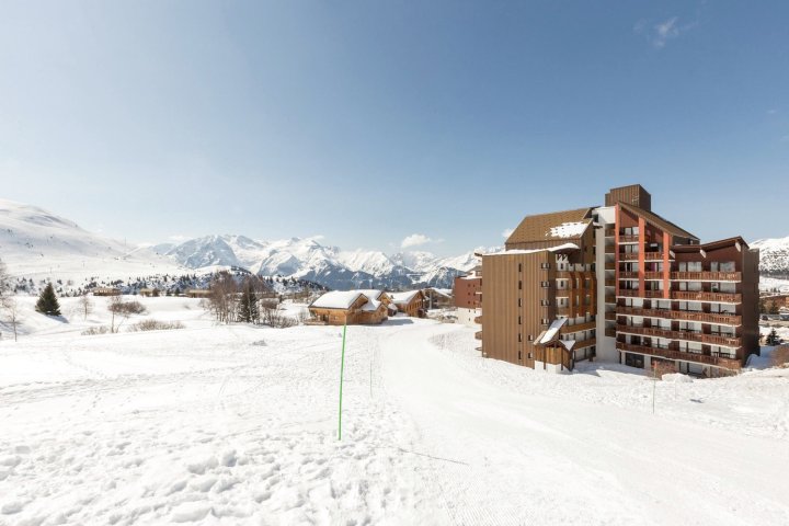 皮耶雷假日落叶松拉普德兹酒店(Pierre & Vacances l'Alpe d'Huez les Mélèzes)