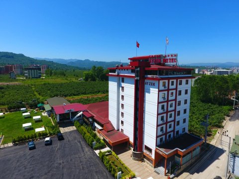 艾泽克大酒店(Grand Ayzek Otel)