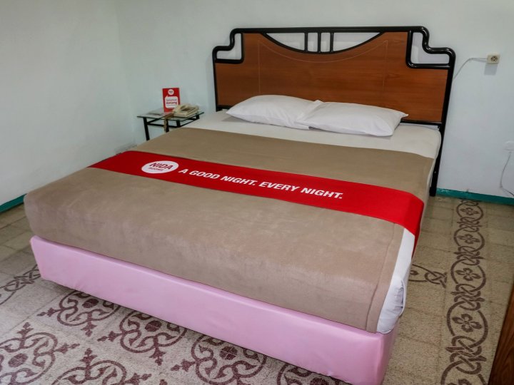 泗水根登纪念碑尼达酒店(Nida Rooms Genteng Bambu Runcing Surabaya)