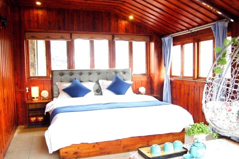 凤凰一见如故民宿