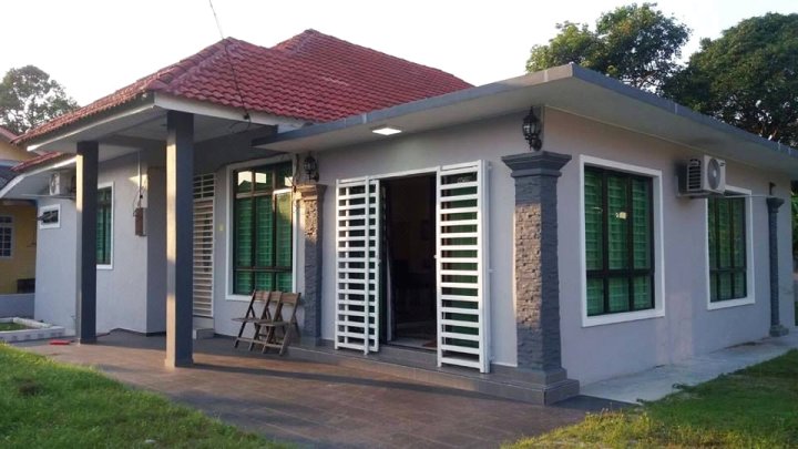 吉兰丹哥打巴鲁阿丽尔别墅民宿(Villa Aliaa Homestay Kota Bharu, Kelantan)