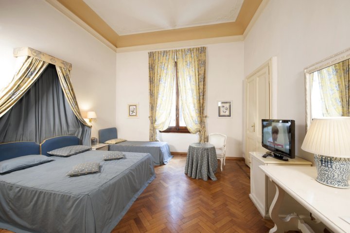 佛罗伦萨鲁斯波利宫酒店(Palazzo Ruspoli Florence)