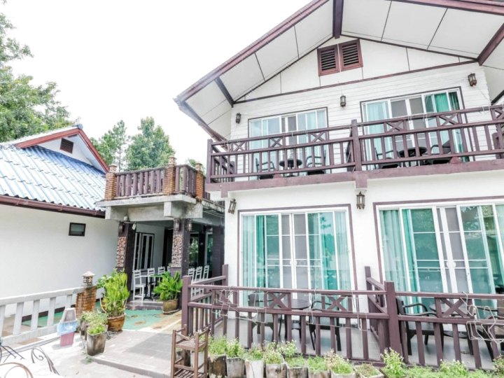 清莱府湄公河恩典奈达酒店(Nida Rooms Chiang Rai Mekong Grace at the River House Chiang Khong)
