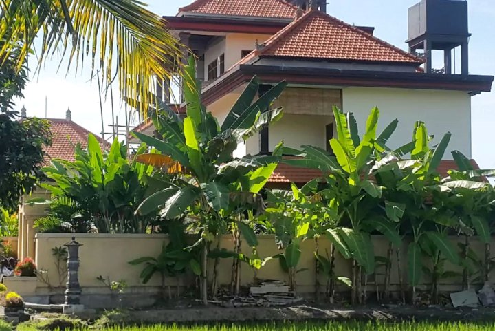 巴厘岛戈拉别墅(Gora Bali Villa)