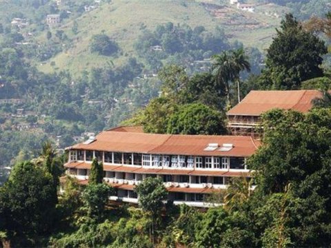 Hotel Hill Top