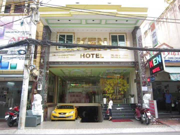 八月革命大道早晨客房酒店(Morning Rooms Cach Mang Thang Tam)