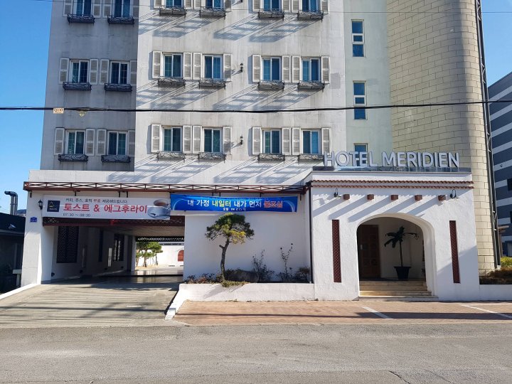 东丽美丽殿酒店(Meridien Hotel Donghae)