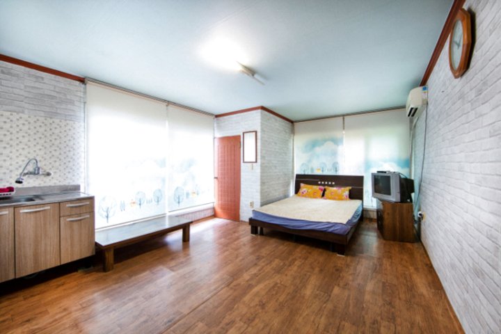 安山那不勒斯野营度假屋(Napoli Pension&Camping Ansan)