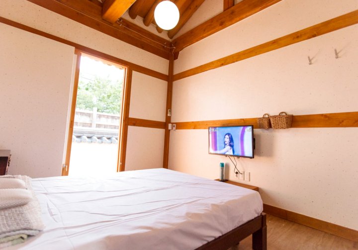 全州市Flowermureut韩屋旅馆(Flowermureut Hanok Guesthouse Jeonju)