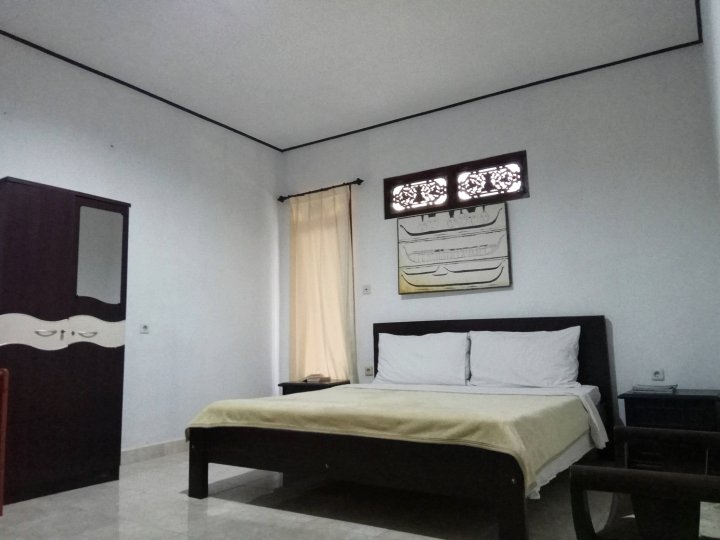 佩尔瑞内那伽旅社(Pererenan Nengah Guesthouse Canggu)