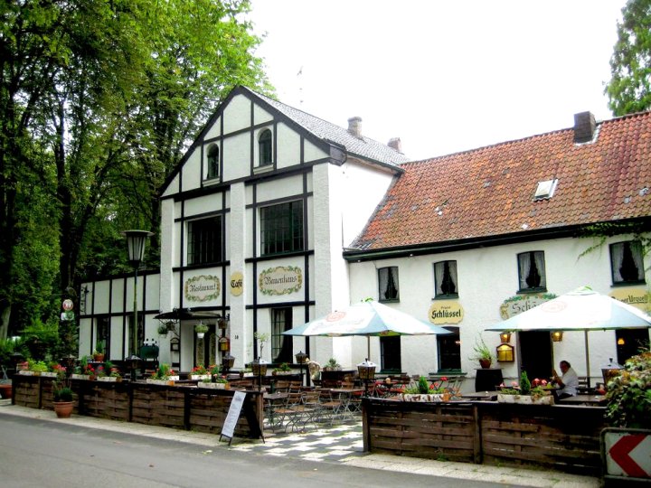 鲍恩豪斯酒店(Hotel am Bauenhaus)