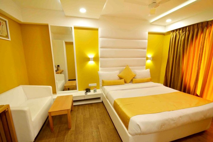 OYO印多尔乌贾因路客房(OYO Rooms Indore Ujjain Road)