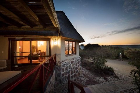 马库巴野生动物旅馆(Mmakuba Game Lodge)