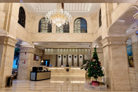 成都索菲斯民族大酒店(宽窄巷子抚琴地铁站店)