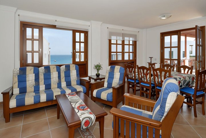 APARTAMENTO LIMONES 4 BEDROOMS