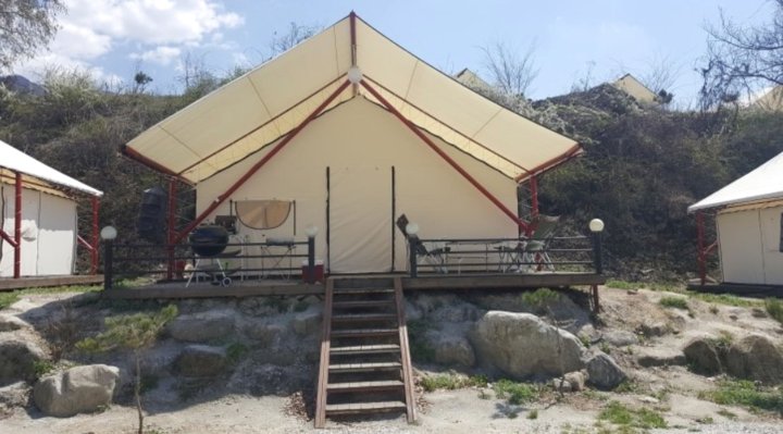 抱川Weekon露营住宿(Weekon Glamping House Pocheon)