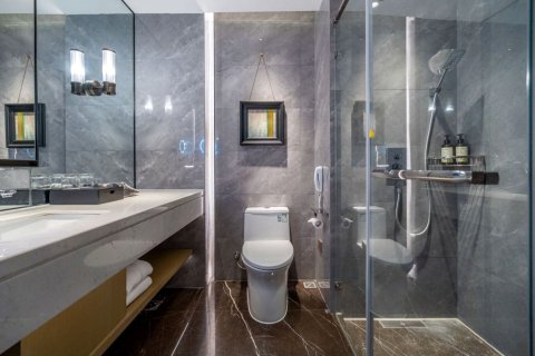 中威蓝海御华大饭店(无锡惠山万达广场店)