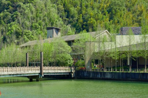 御泉山居秘境度假村