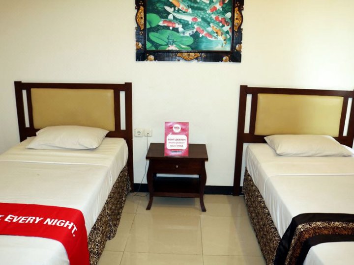 万隆加托特苏博洛图尼达酒店(Nida Rooms Gatot Subroto Bandung)