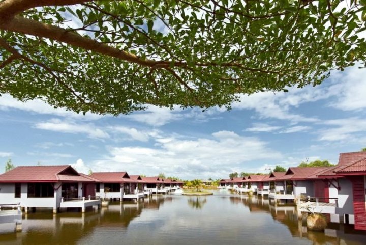 普吉岛兰轩别墅礁湖度假酒店(The Villa Leamhin Lagoon Resort Phuket)