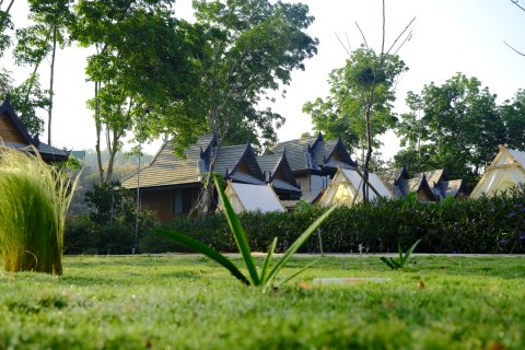 西双版纳景洪栖子堂·隐世湖畔野奢度假民宿(嘎洒国际机场店)