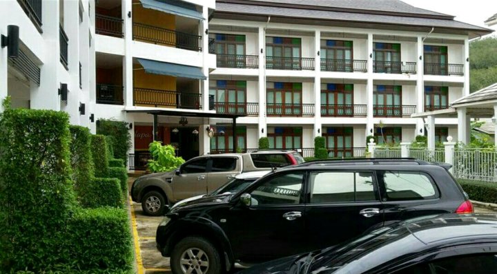 班纳帕酒店(Baan Napa)