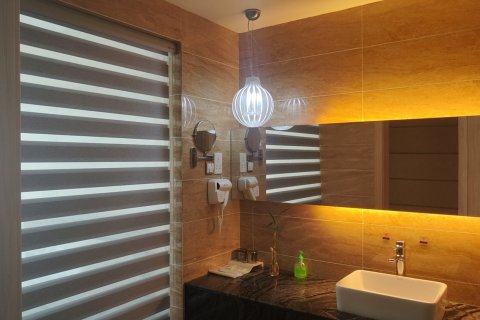 怡之豪国际酒店(桐城桐潜路店)