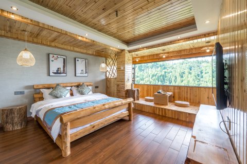 花筑·龙胜月上山舍客栈(龙脊梯田九龙五虎观景台店)