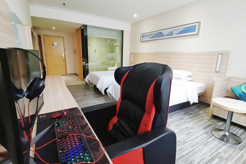 荣华宾馆(湛江廉江店)