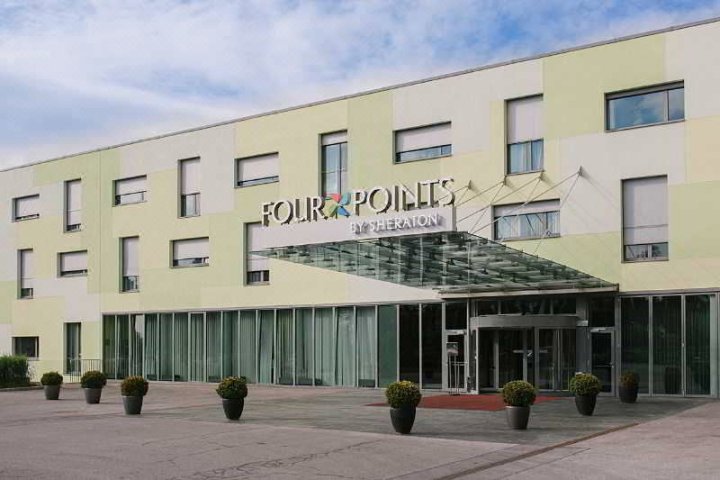 Hotel and congress centre Mons, Ljubljana