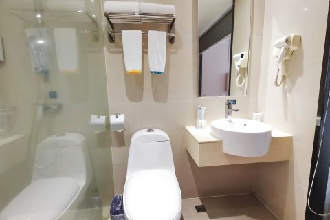 荣华宾馆(湛江廉江店)