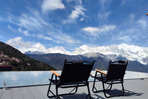 德钦飞来寺梅里往事酒店