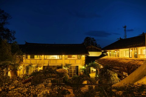 丽江蔷薇花园客栈