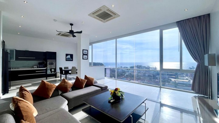 A2-stunning Seaview 4brs/3baths Duplex @karon City