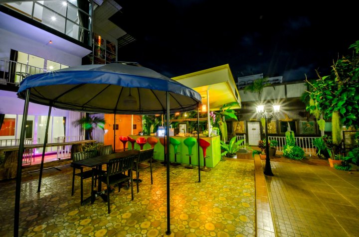 芭堤雅中央花园度假酒店(Central Pattaya Garden Resort)