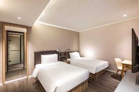 汉庭酒店 (厦门中山路步行街植物园店)