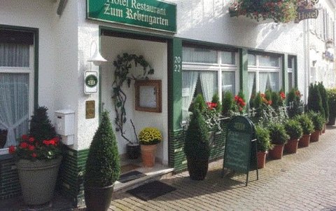 罗本花园餐厅酒店(Hotel-Restaurant Zum Rebengarten)