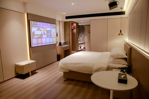 馨缘主题酒店(溆浦火车站店)