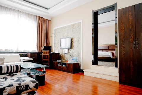 义县华天大酒店(奉国寺店)