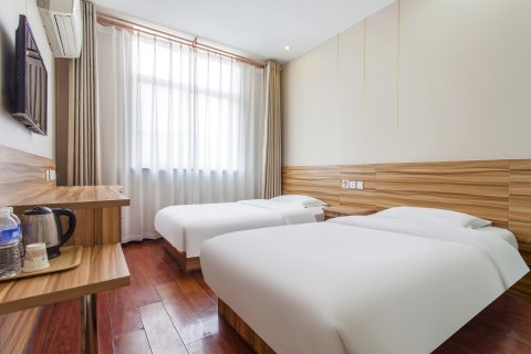 雅客e家快捷酒店(石家庄鹿泉店)